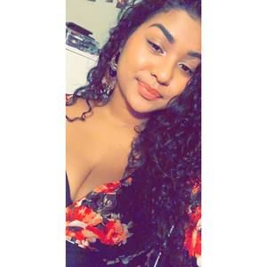 Meet your Posher, Vanessa